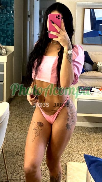 Travesti acompanhante em Fortaleza com beijo na boca (2) — Bia