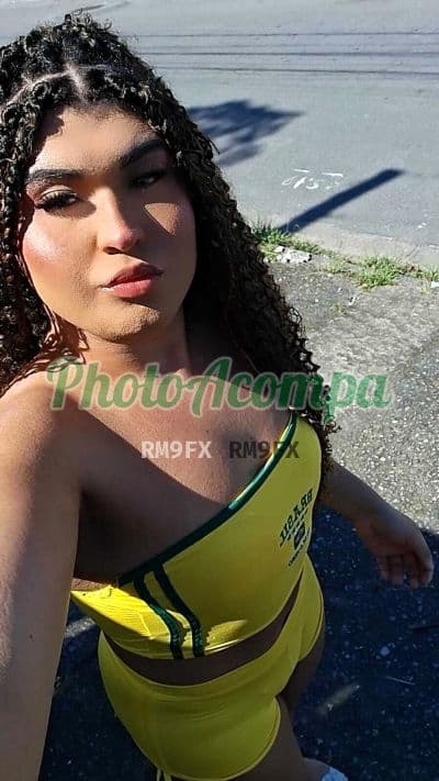 Travesti acompanhante em Mogi das Cruzes com beijo grego (2) — Bianca