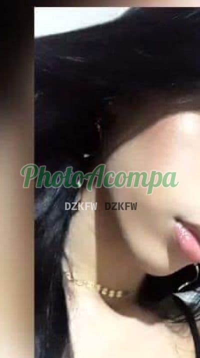 Travesti acompanhante em Curitiba com beijo grego (2) — Bianca