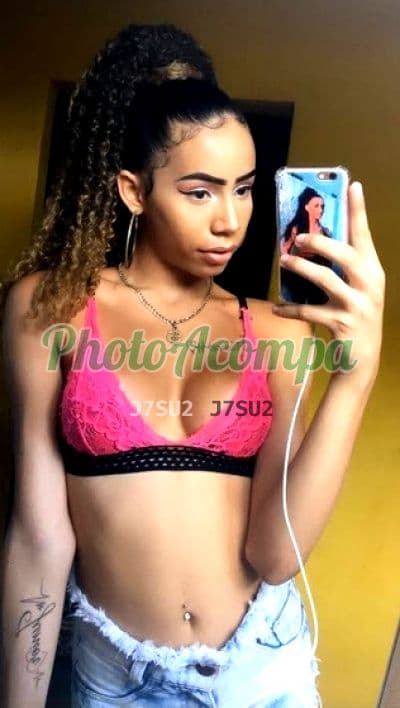 Travesti acompanhante em Duque de Caxias — oral sem camisinha, foto 6 de Bianca