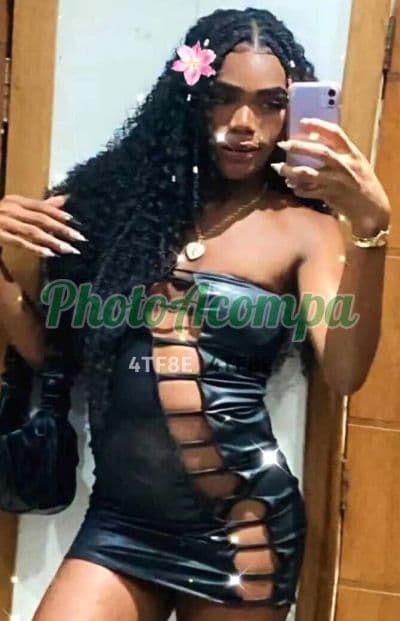 Travesti acompanhante em Nova Iguaçu — beijo na boca, foto 2 de Brenda
