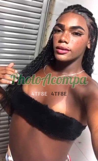 Travesti acompanhante em Nova Iguaçu — beijo na boca, foto 4 de Brenda