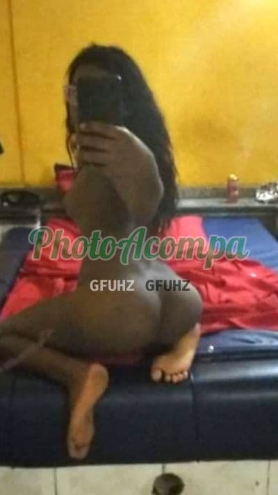Foto 4: Travesti acompanhante em Nova Iguaçu — oral sem camisinha, Ellen