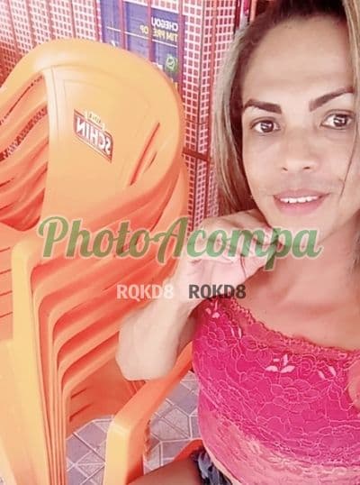 Travesti acompanhante em Manaus com beijo na boca (2) — Esmeralda