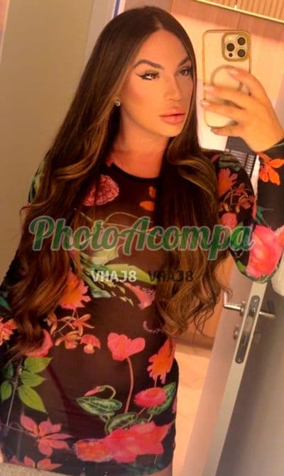 Travesti acompanhante imagem autêntica em Pouso Alegre (4) — Gabrielle