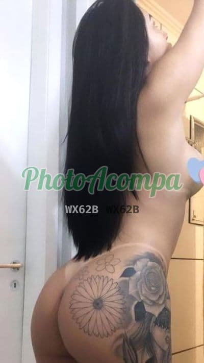 Travesti acompanhante em Curitiba com garganta profunda (4) — Gabrielly