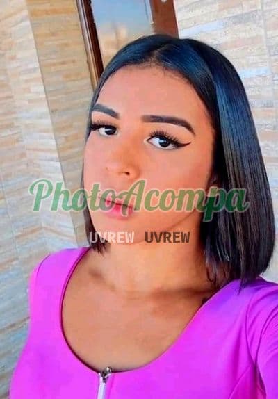 Travesti acompanhante em Curitiba com beijo grego (4) — Gabrielly