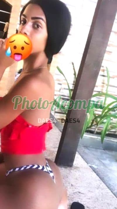Foto 2: Travesti acompanhante em São João de Meriti — beijo na boca, Hillary