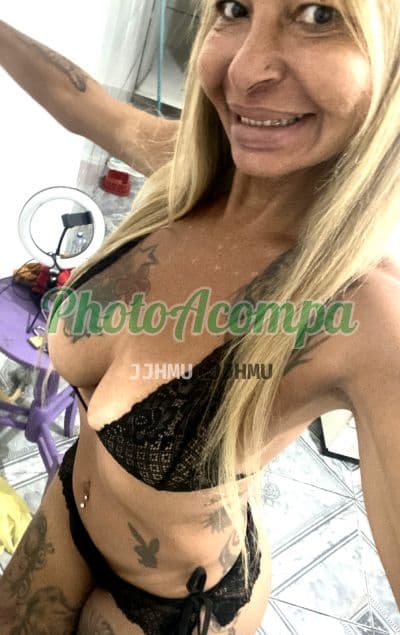 Travesti acompanhante em Fortaleza com beijo grego (2) — Joice