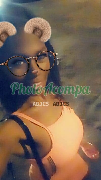 Foto 4: Travesti acompanhante em Porto Alegre — garganta profunda, Júlia