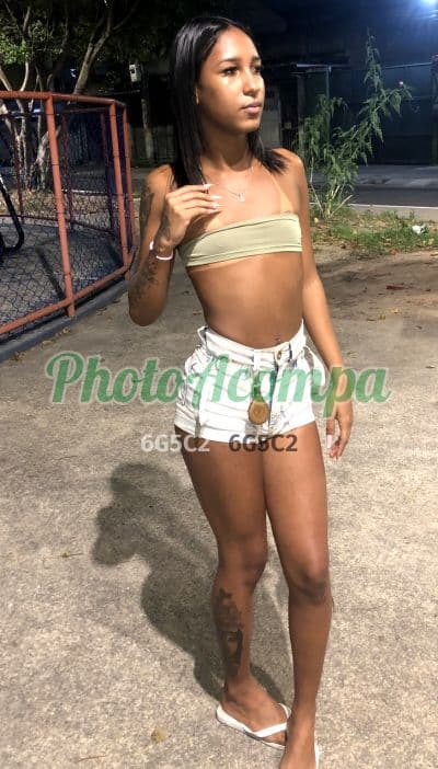Foto 2: Travesti acompanhante em Nova Iguaçu — beijo na boca, Júlia