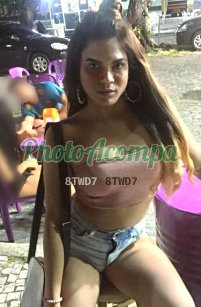 Travesti acompanhante em Fortaleza com beijo grego (4) — Karla