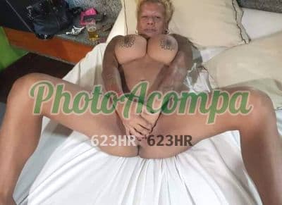 Travesti acompanhante em Rio de Janeiro com beijo na boca (2) — Kris