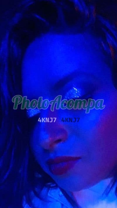 Travesti acompanhante em São Paulo com beijo grego (2) — Lanna