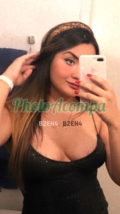 Travesti acompanhante em Fortaleza com beijo grego (2) — Larissa