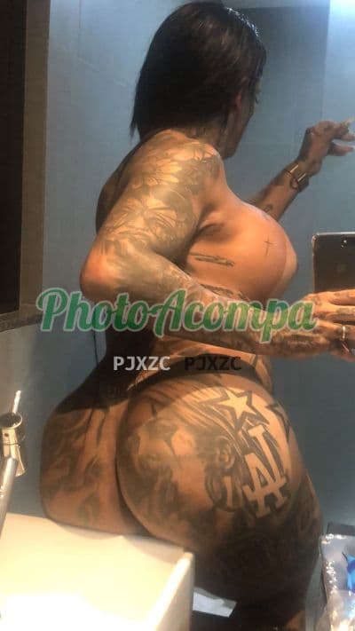 Travesti acompanhante em Salvador — beijo grego, foto 2 de Lavínia