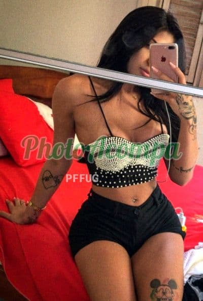 Travesti acompanhante em Fortaleza com beijo grego (6) — Laysa