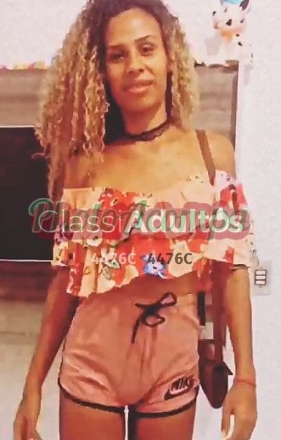 Luana — travesti em Paulista