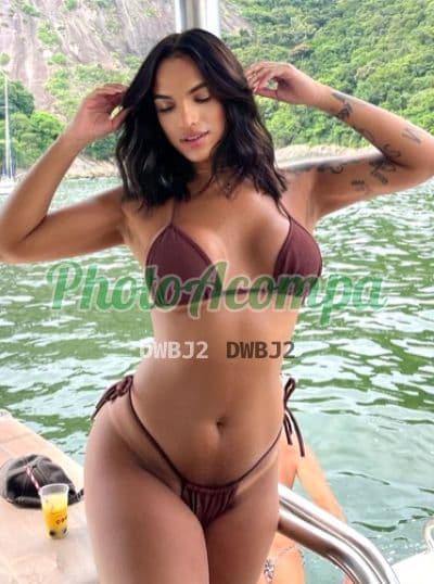 Travesti acompanhante em Rio de Janeiro com beijo grego (6) — Luma Rios
