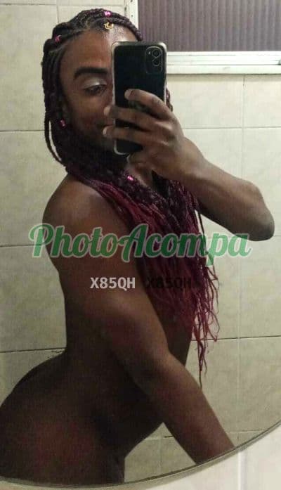 Travesti acompanhante em Niterói com beijo na boca (6) — Manuella