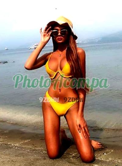 Travesti acompanhante em Santos com beijo grego (4) — Marcela