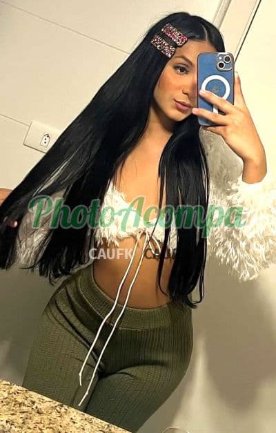 Travesti acompanhante em Curitiba com beijo na boca (2) — Mel