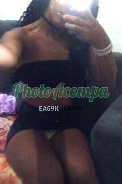 Travesti acompanhante em Nova Iguaçu — beijo grego, foto 2 de Mélanie