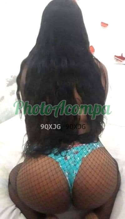 Travesti acompanhante em Paulista com garganta profunda (4) — Melzinha