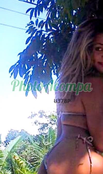 Travesti acompanhante em Curitiba com beijo na boca (2) — Nicoly