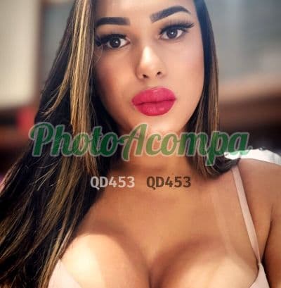 Travesti acompanhante em Francisco Morato com beijo grego (2) — Pamela