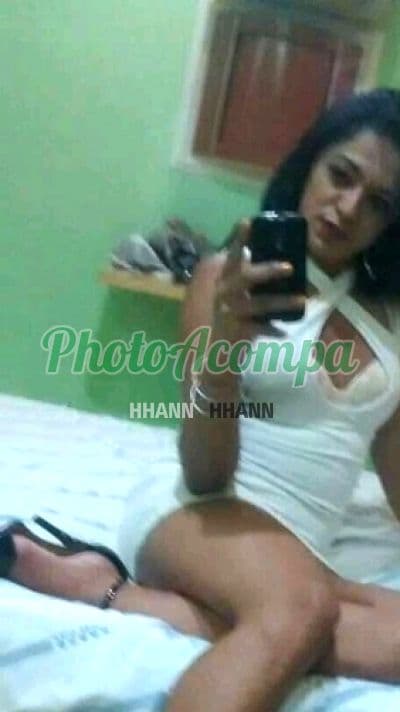 Travesti acompanhante em São Paulo com beijo na boca (4) — Paola