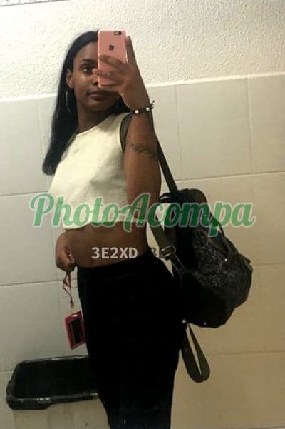 Travesti acompanhante em Campinas com beijo grego (2) — Paula