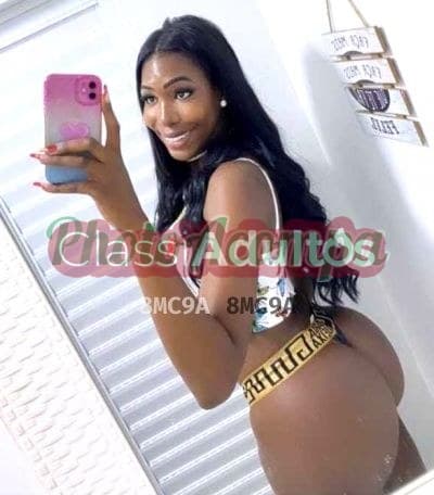 Ra — travesti em Paulista