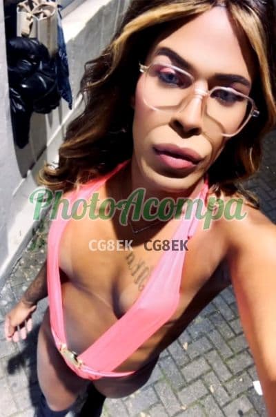 Travesti acompanhante em Curitiba com beijo na boca (2) — Rayssa