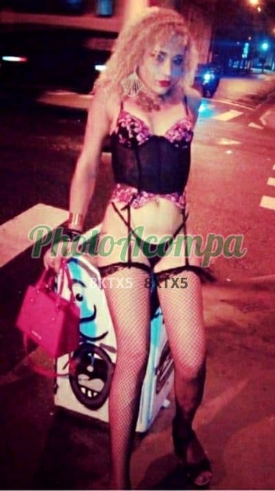 Travesti acompanhante em Santos — beijo grego, foto 2 de Safira