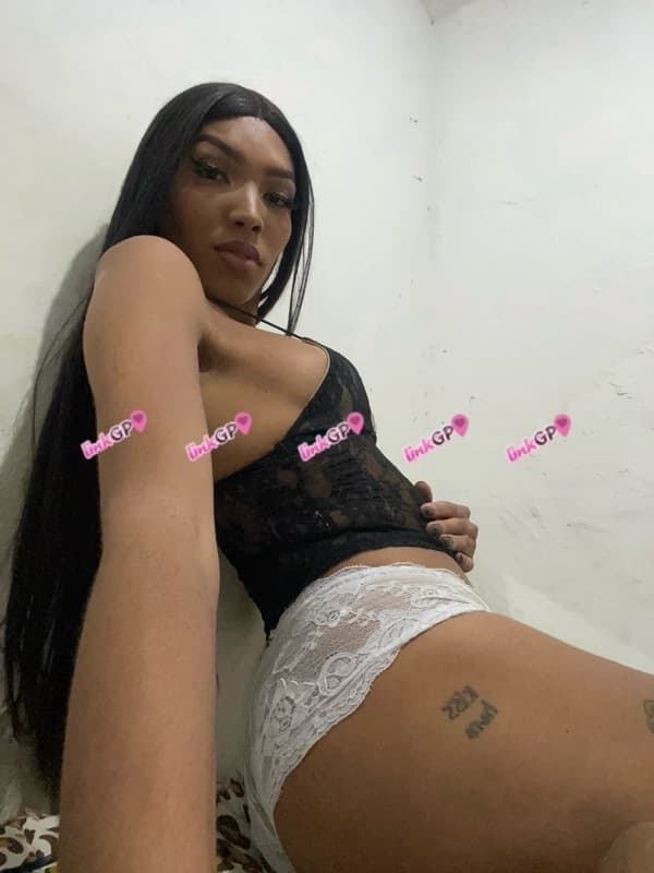 Travesti acompanhante alta em Belford Roxo — Stassie