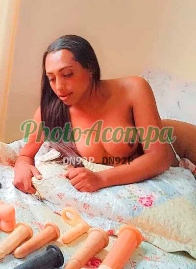 Travesti acompanhante em Pouso Alegre — beijo grego, foto 2 de Stefânia