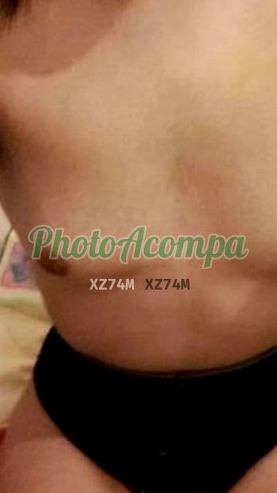 Travesti acompanhante em Porto Alegre com beijo na boca (2) — Suzy