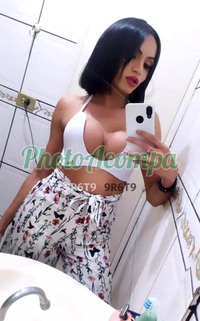 Travesti acompanhante em Caldas Novas — beijo na boca, foto 2 de Tainá