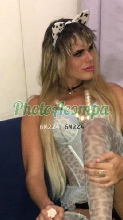 Travesti acompanhante em Rio de Janeiro — beijo na boca, foto 2 de Tiana