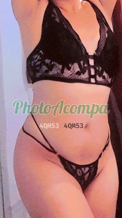 Travesti acompanhante em Florianópolis com beijo na boca (2) — Transex