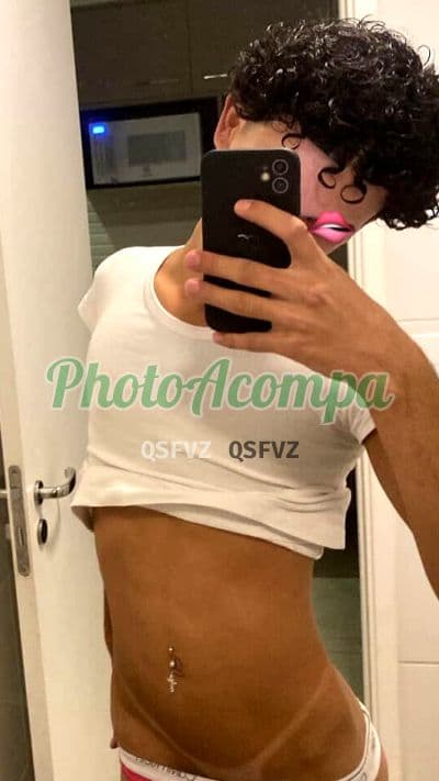 Travesti acompanhante foto real em Francisco Morato (2) — Vick Dias