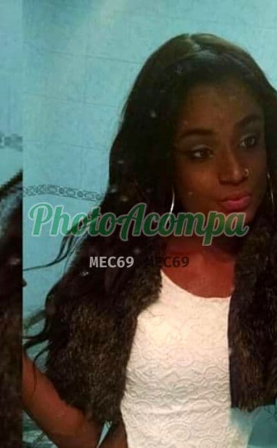 Travesti acompanhante em São Paulo com garganta profunda (6) — Vivi