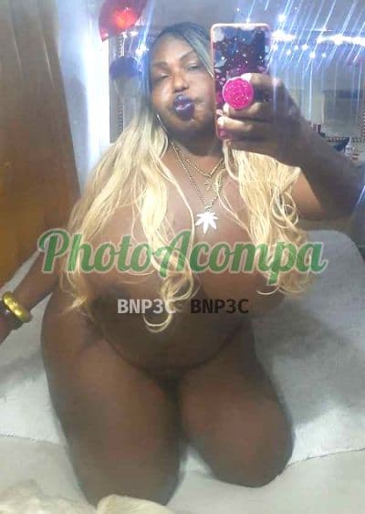 Travesti acompanhante em Rio de Janeiro — beijo grego, foto 2 de Xarlene