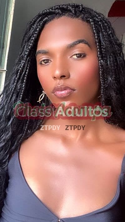 Yasmin — travesti em São Gonçalo