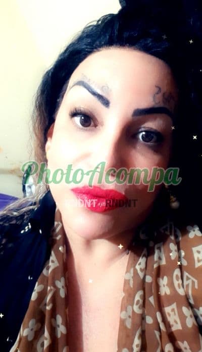 Travesti acompanhante em São Paulo com beijo na boca (2) — Yzabely