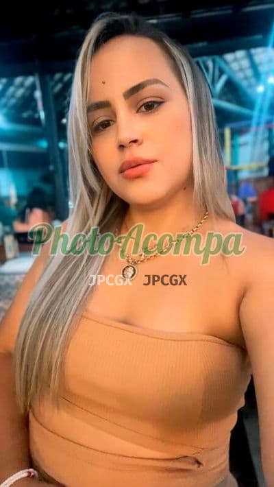 Isabela — acompanhante em Navegantes