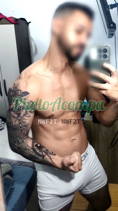 Fernandes — garoto de programa e acompanhante masculino em São Paulo