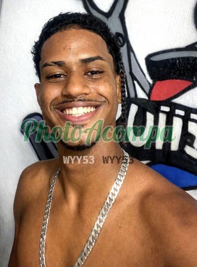 Preto — garoto de programa e acompanhante masculino em Recife