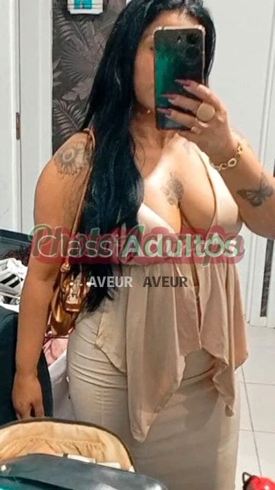Alessandra — acompanhante em Palhoça